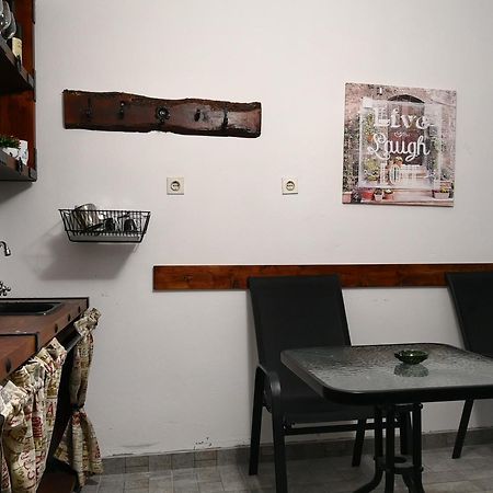 Zemunella Guest House Herceg Novi Buitenkant foto