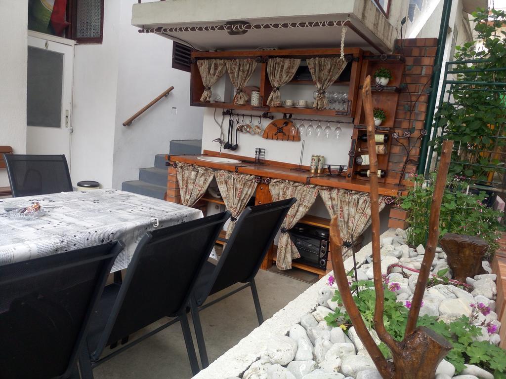 Zemunella Guest House Herceg Novi Buitenkant foto