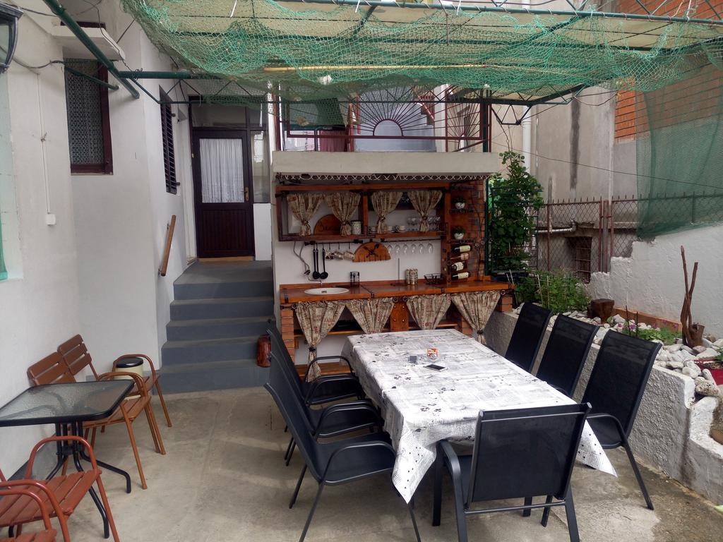 Zemunella Guest House Herceg Novi Buitenkant foto
