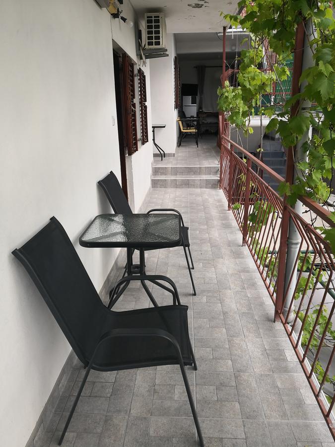 Zemunella Guest House Herceg Novi Buitenkant foto
