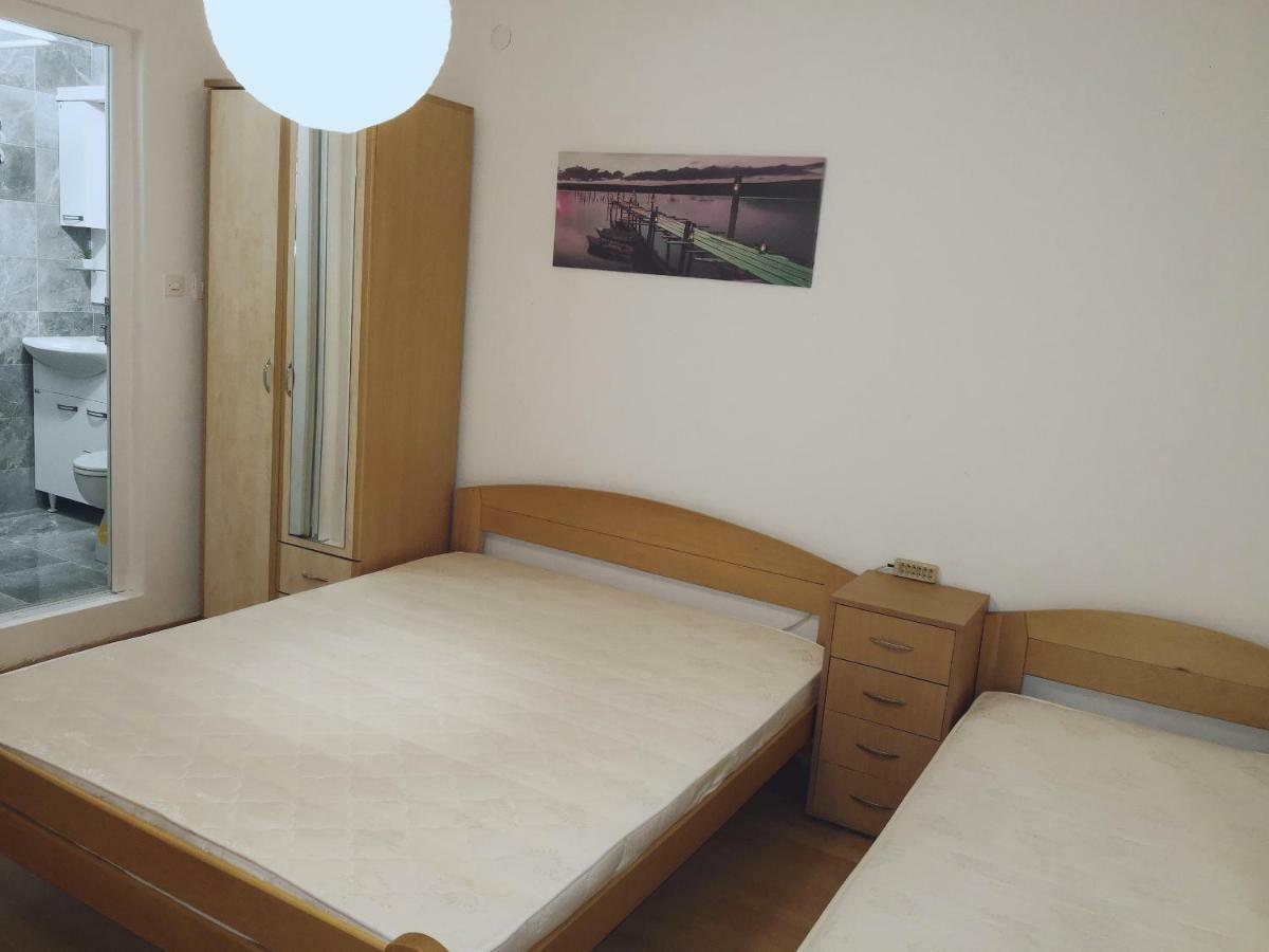 Zemunella Guest House Herceg Novi Buitenkant foto