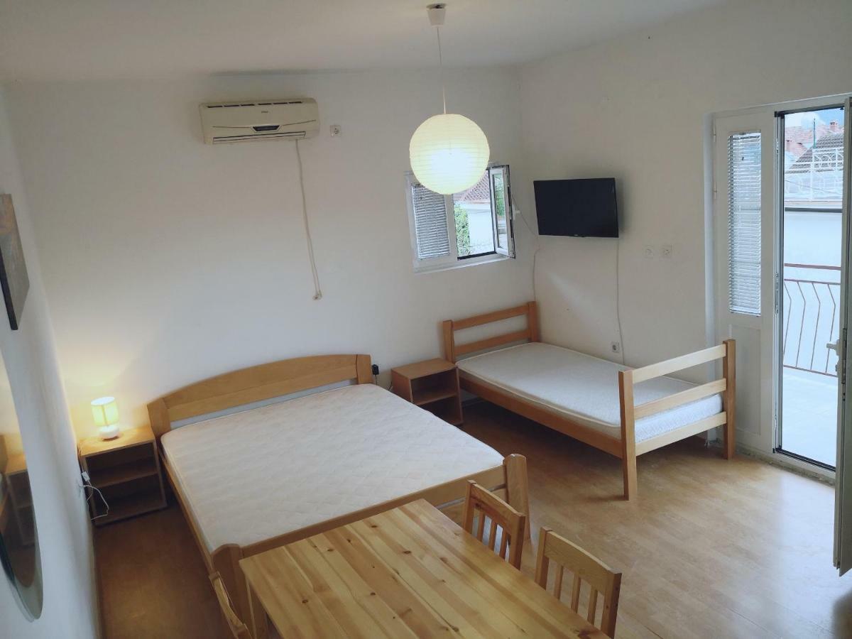 Zemunella Guest House Herceg Novi Buitenkant foto