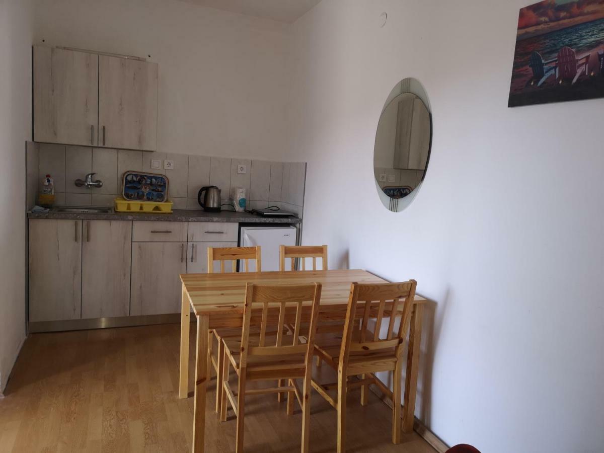 Zemunella Guest House Herceg Novi Buitenkant foto